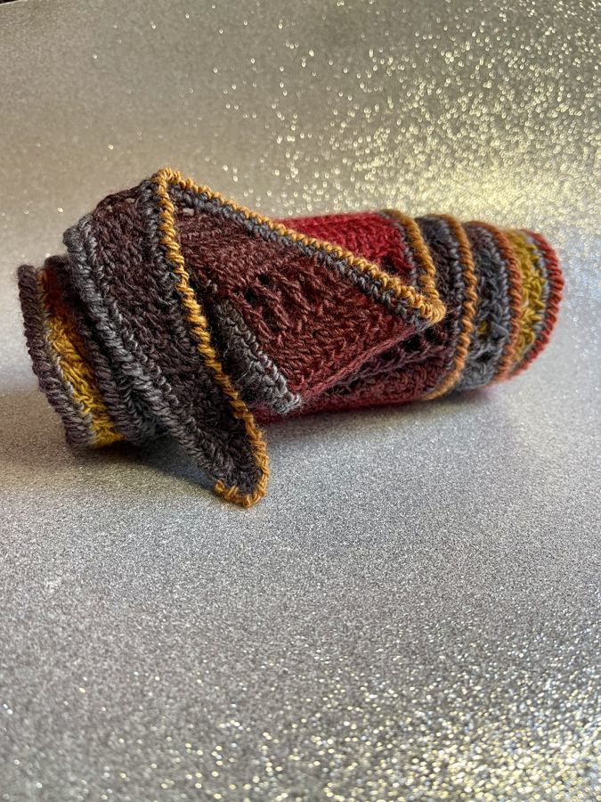 Cuello tipo Sophie Scarf, hecho a mano por Martuki Crochet