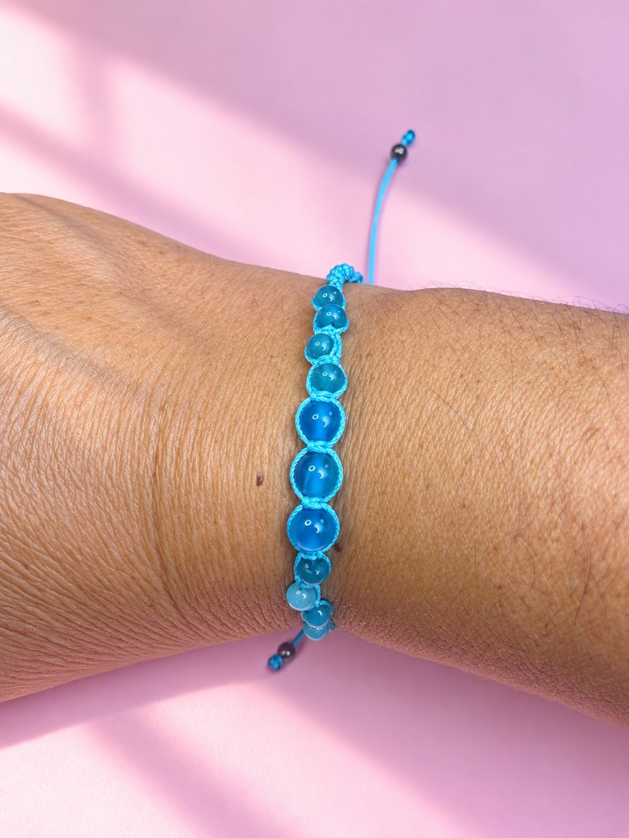 Pulsera de macramé, azul turquesa, hecho a mano por Martuki Crochet